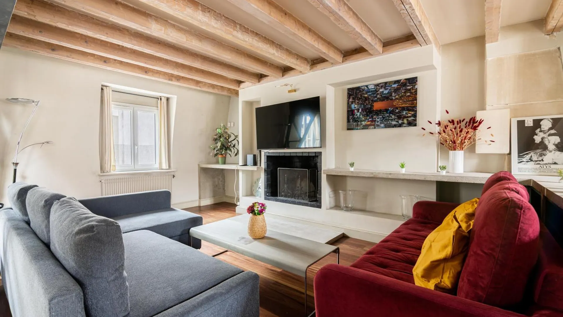 Quartier Mezzanine & 1br Le Marais Temple Free Netflix Apartment Paris